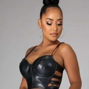 Haute Monde Black Strappy Crop Top